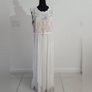 R&M Richards white lace dress
